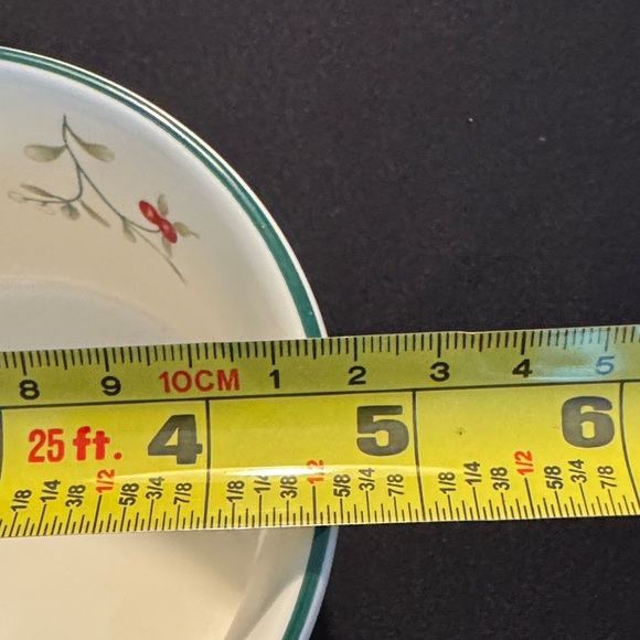 Pfaltzgraff Christmas Ceramic Bowl - Picture 4 of 5